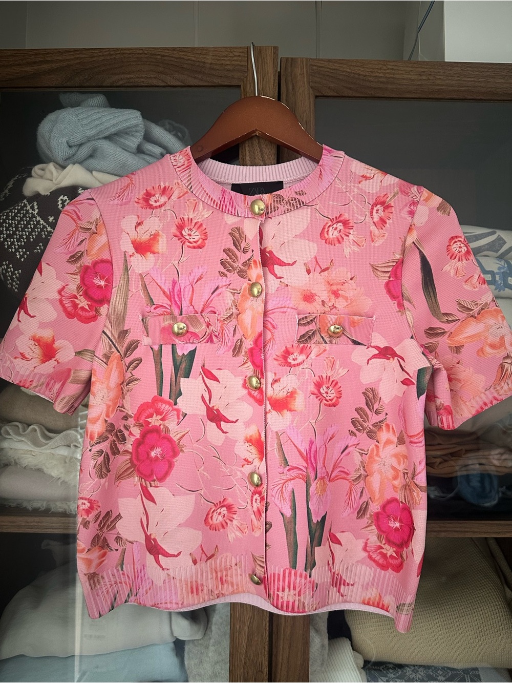 Zara Pink Floral Short-Sleeve Cardigan with Gold Buttons